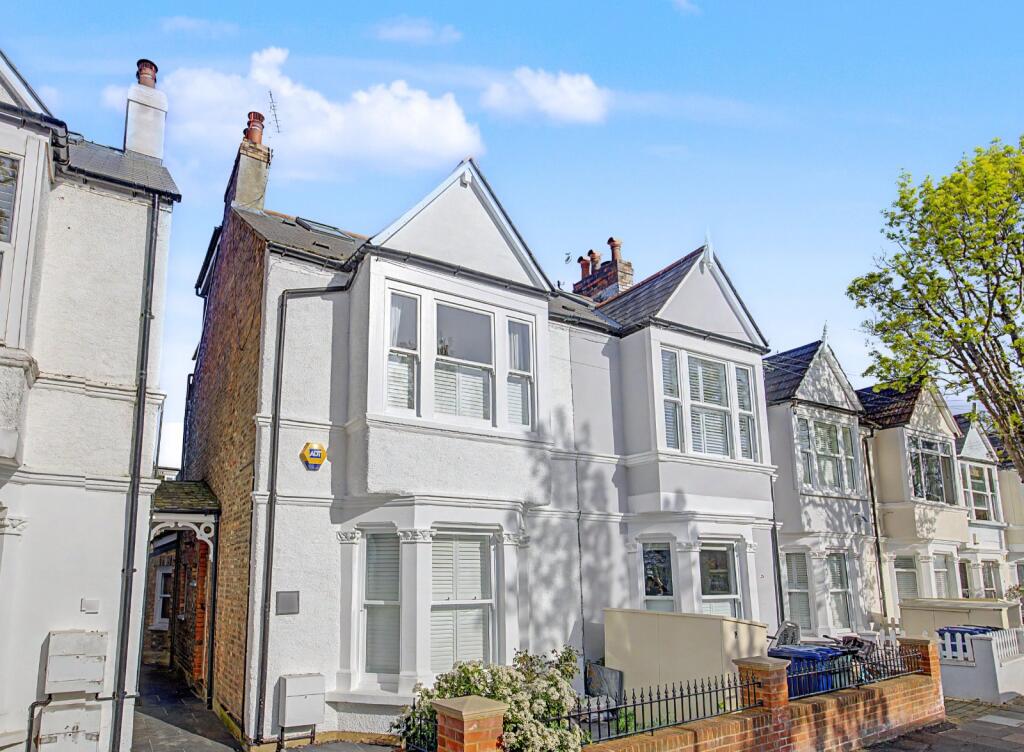 Main image of property: Carlton Road, 
Chiswick, W4