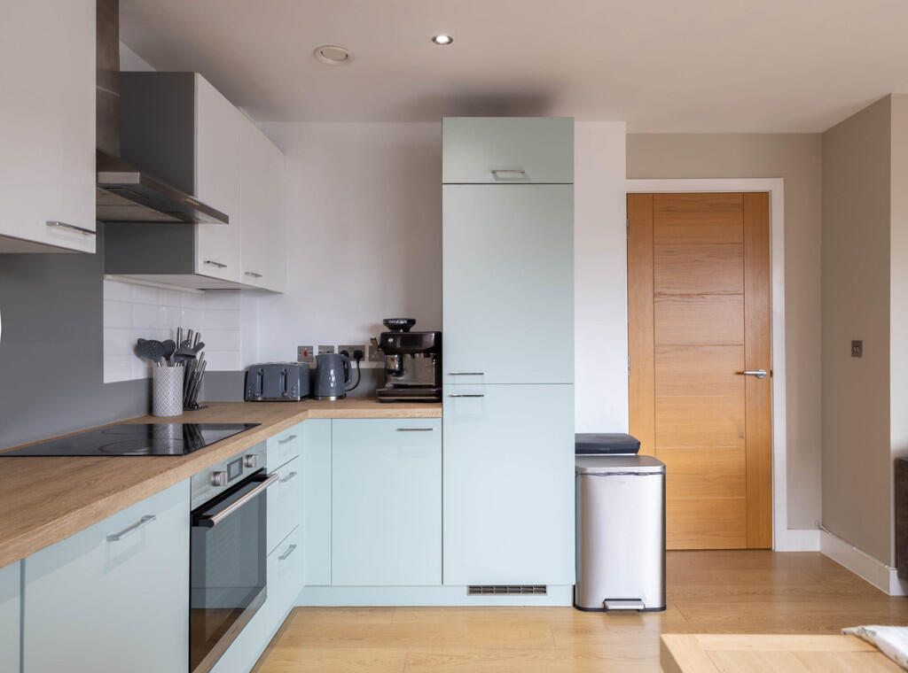 Apartment in Manchester - View 5