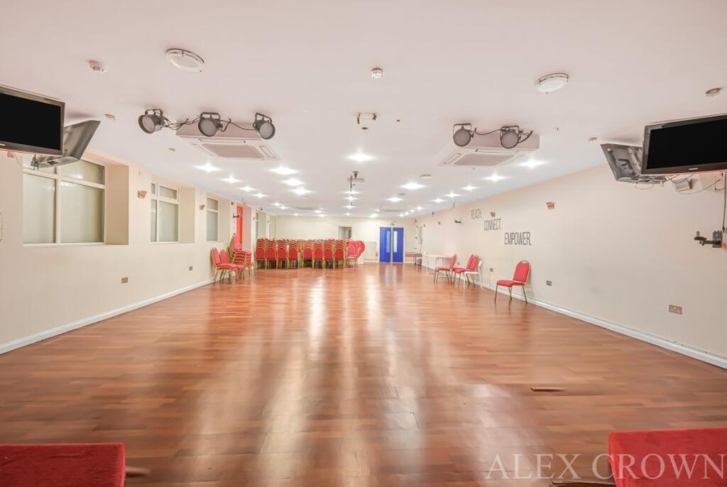 London Family Centre, Chichester Court, Royal Coll, Kentish Town photo 2