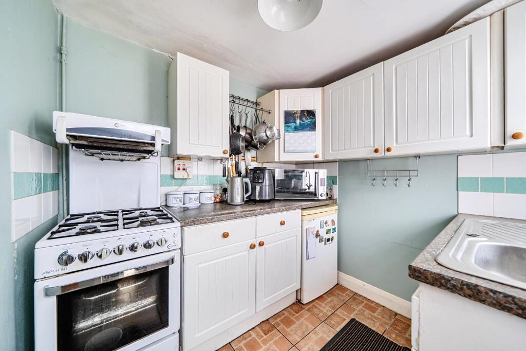 House in Portsmouth - View 5