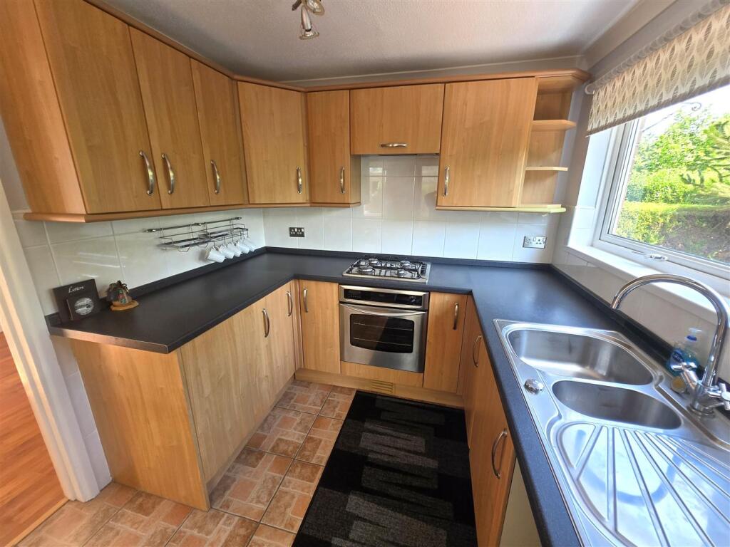 House in Plymouth - View 5