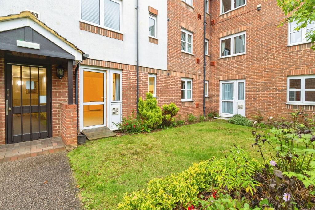 Main image of property: Hamilton Court, Lammas Walk, Leighton Buzzard
