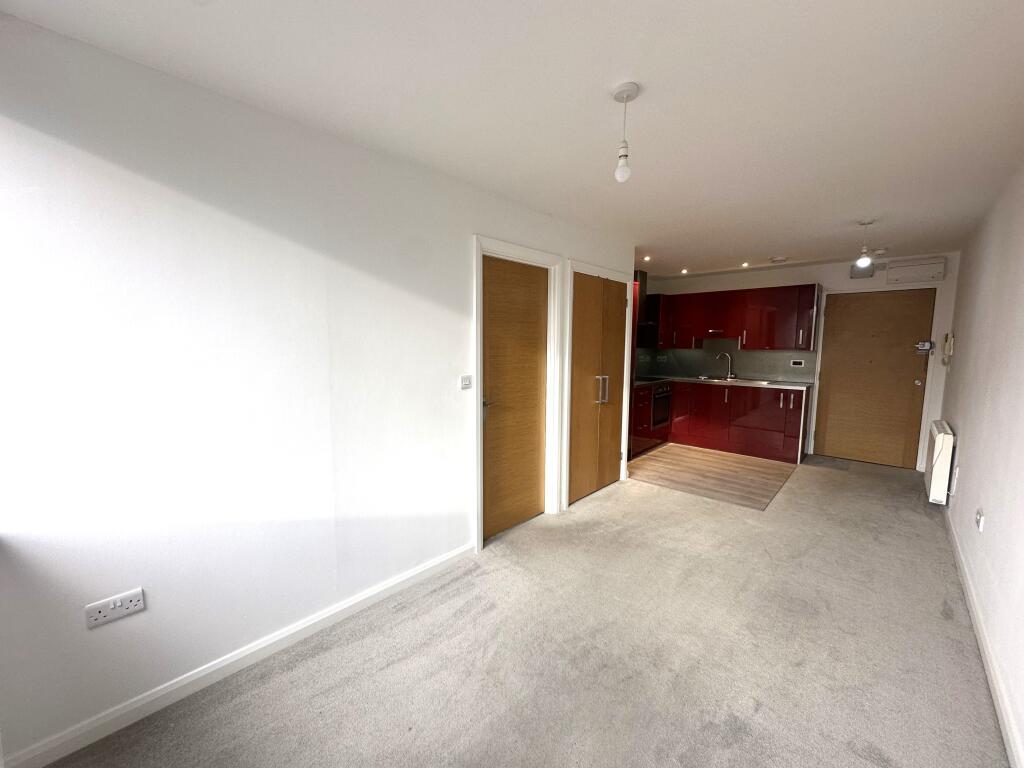 Bentham Close, Swindon, SN5 photo 3