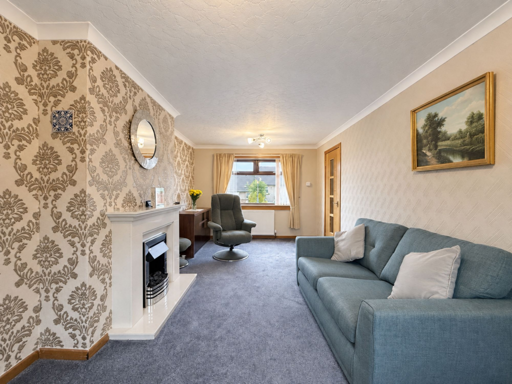 House in Kilmarnock, South Ayrshire - View 4