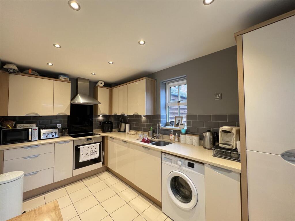 House in Northampton - View 3