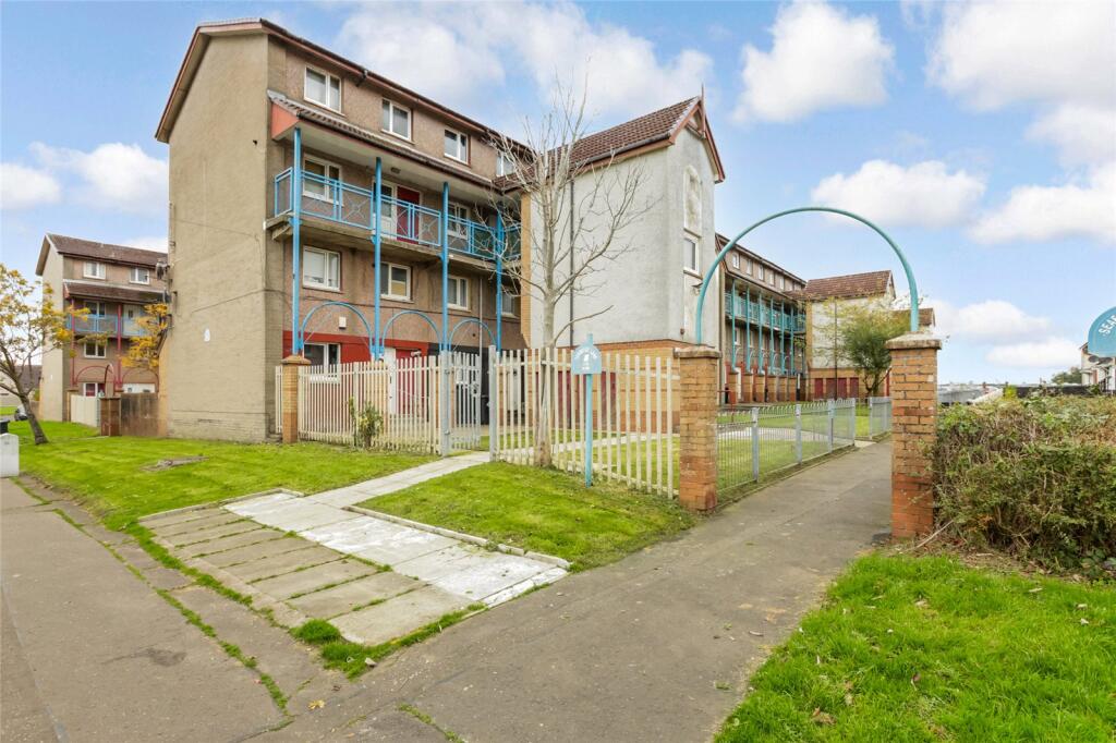 2-bed terraced on Torwood Lane, Moodiesburn, Glasgow, North Lanarkshire, G69, £70,000