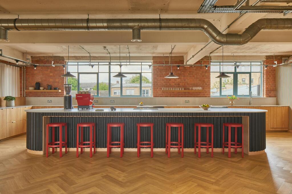 Main image of property: Units 20  22-23, The Ivories, 6-8 Northampton Street, Islington, London, N1 2HY