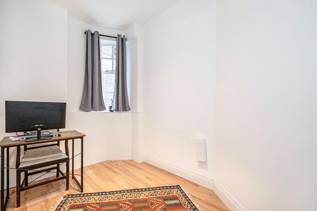 Apartment in London, City of Westminster - View 5