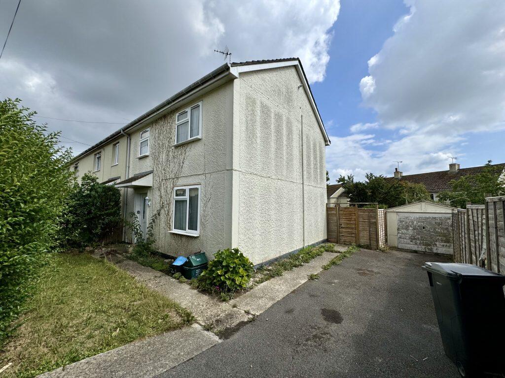 3-bed semi-detached on St Patricks Road, Yeovil, Somerset, BA21, £140,000