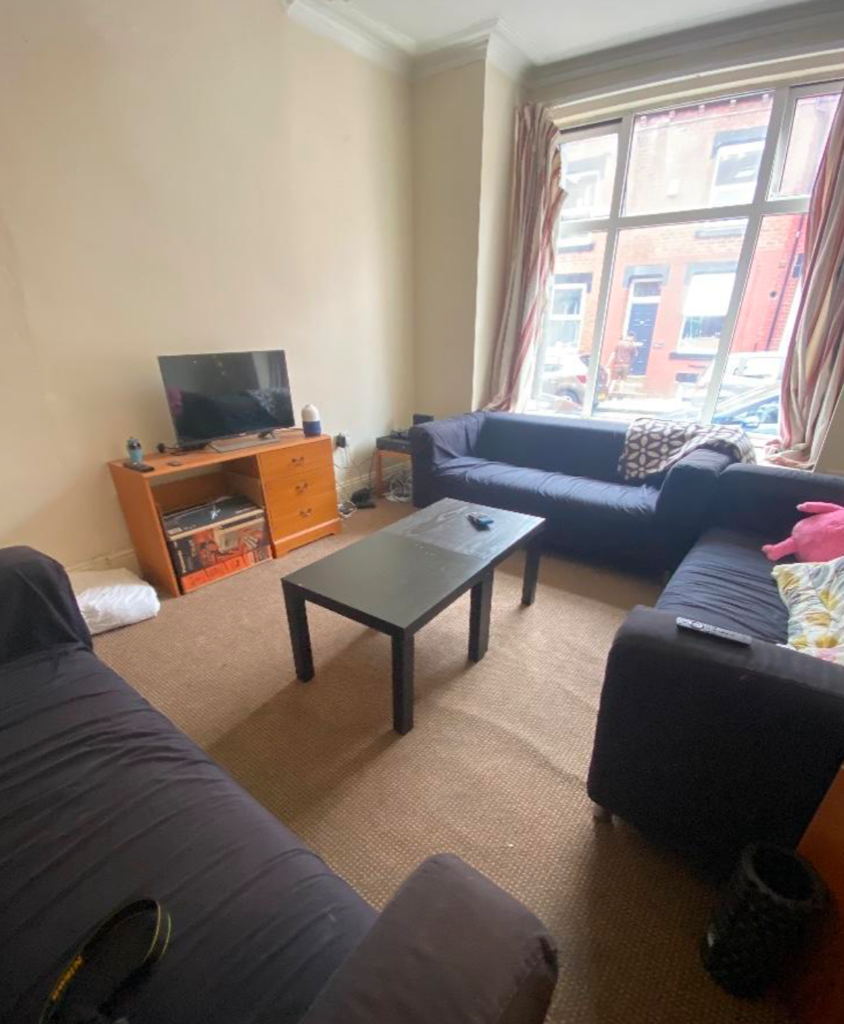 Welton Mount, Leeds, West Yorkshire, LS6 - View 4