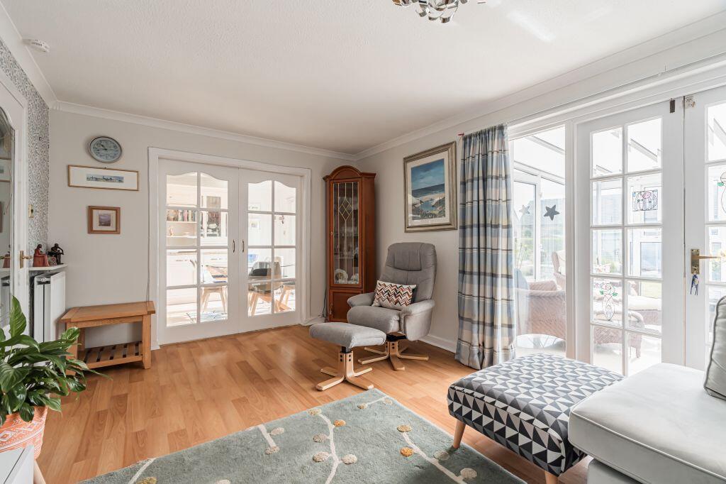 41 Ravenscroft Gardens, Gilmerton, Edinburgh EH17 8RP photo 4