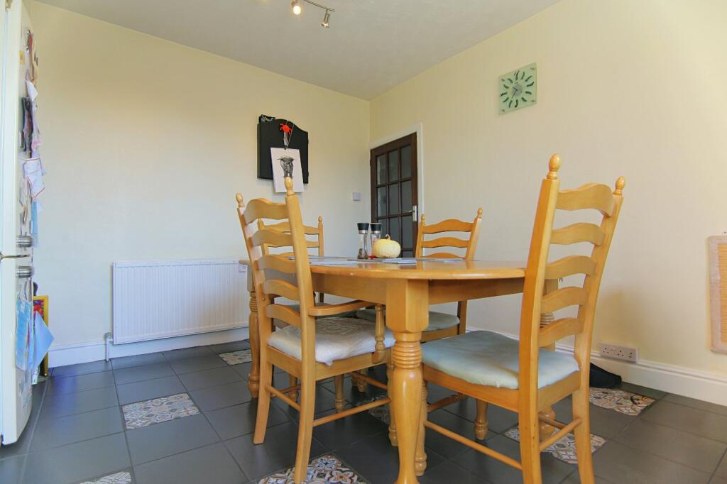 House in Bradford, West Yorkshire - View 5