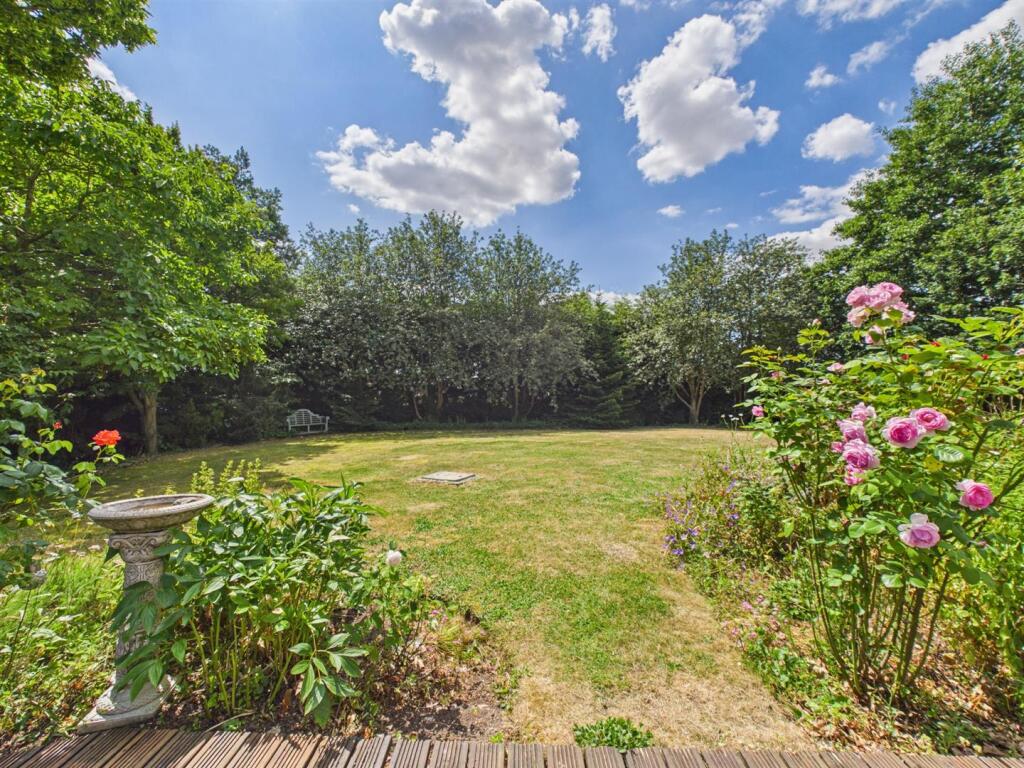 Walnut Close, Burnaston, Derby photo 4