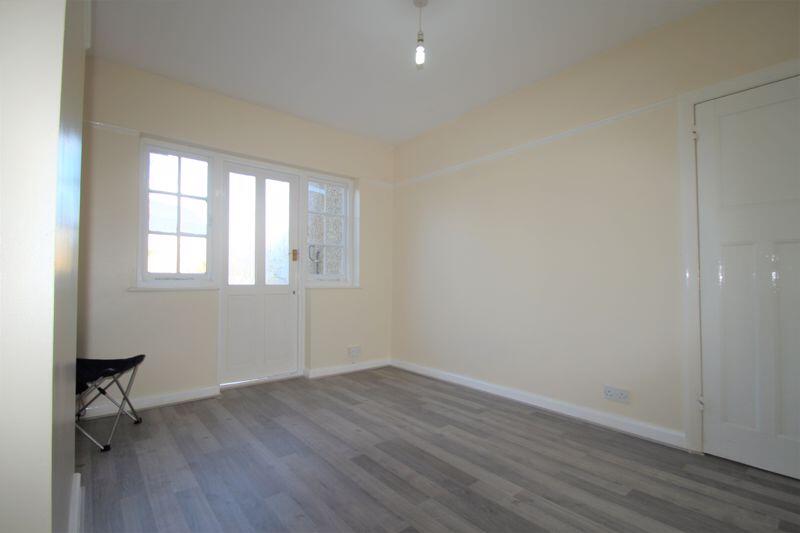 House in Harrow - View 4