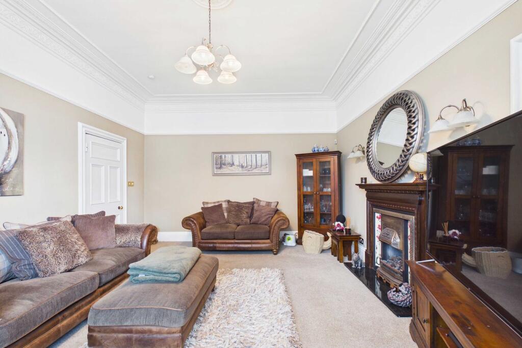 House in Kirkcaldy - More