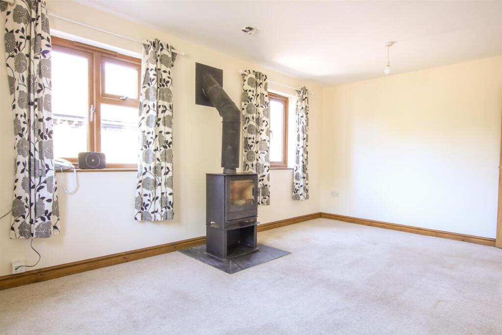 Pond Lane, Halesworth photo 4