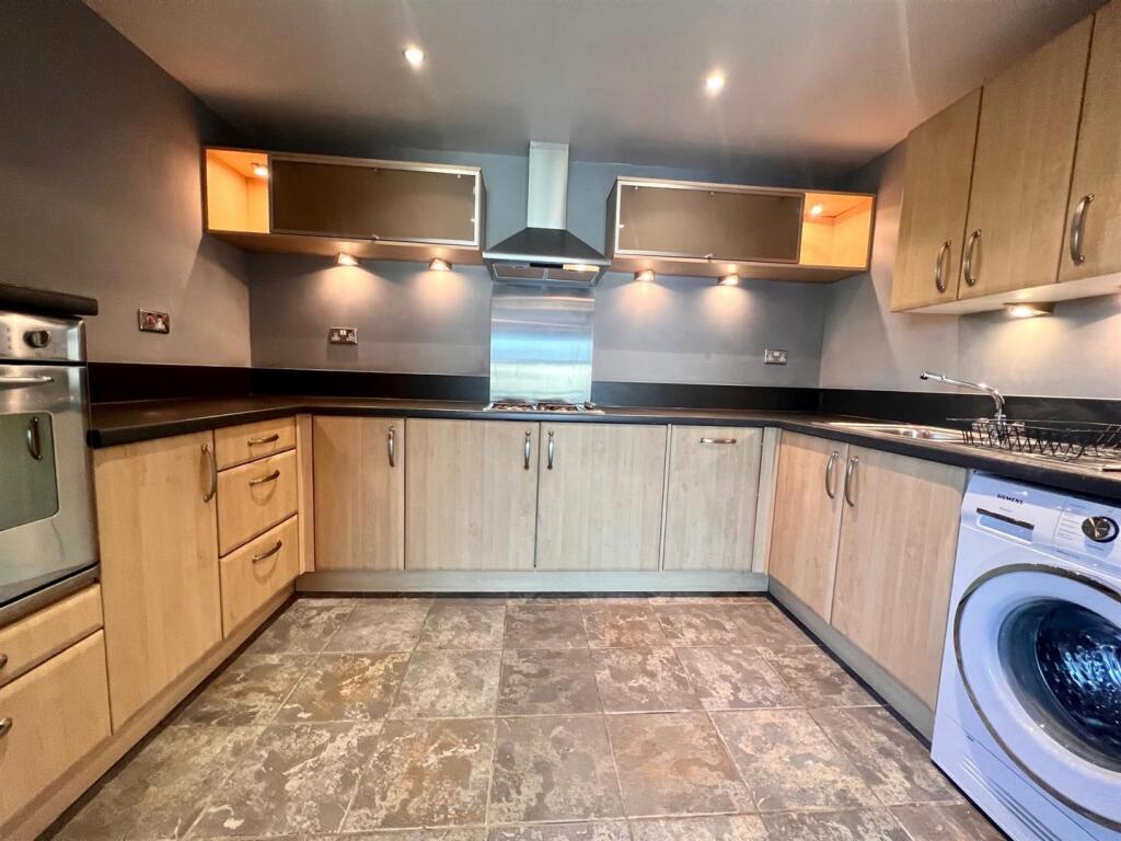 Apartment in York - More