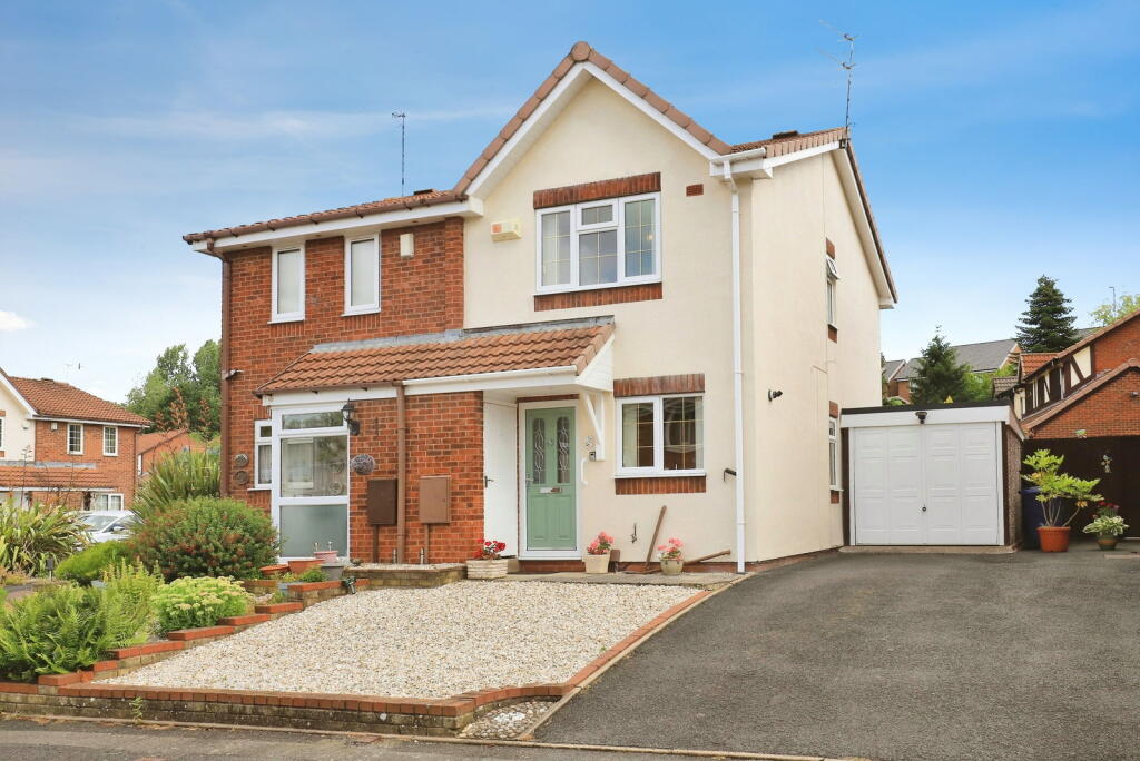 Fieldfare Close, Cradley Heath, B64 5QH, Cradley Heath