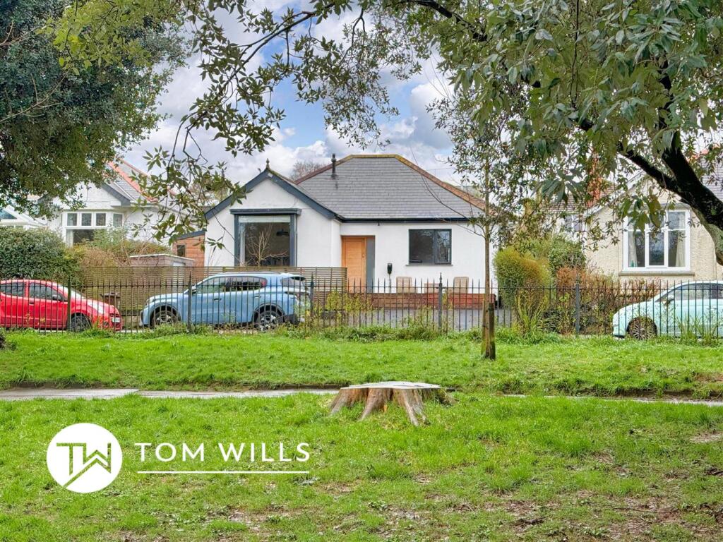 Main image of property: Overlooking Kimberley Park, Falmouth