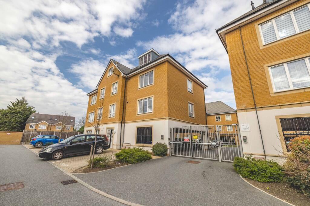 Main image of property: Kenyon Way, Langley, SL3