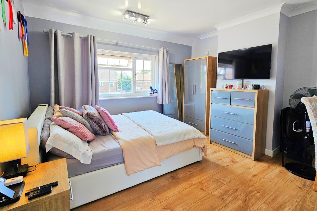 House in Winchester, Denmead - View 5