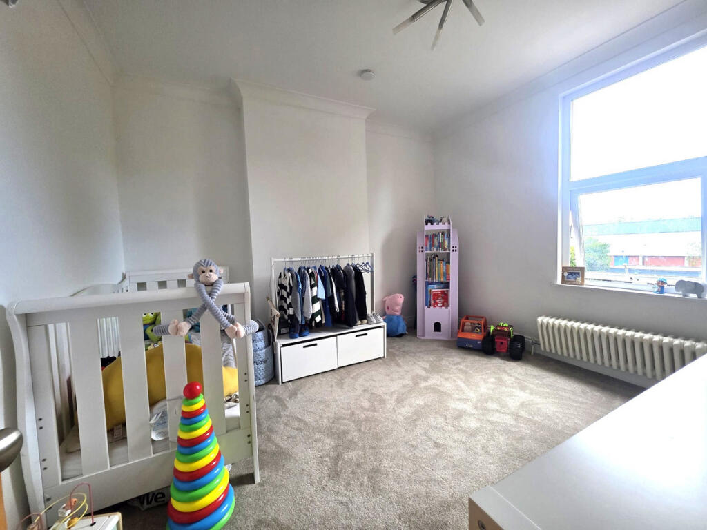 Apartment in London - More