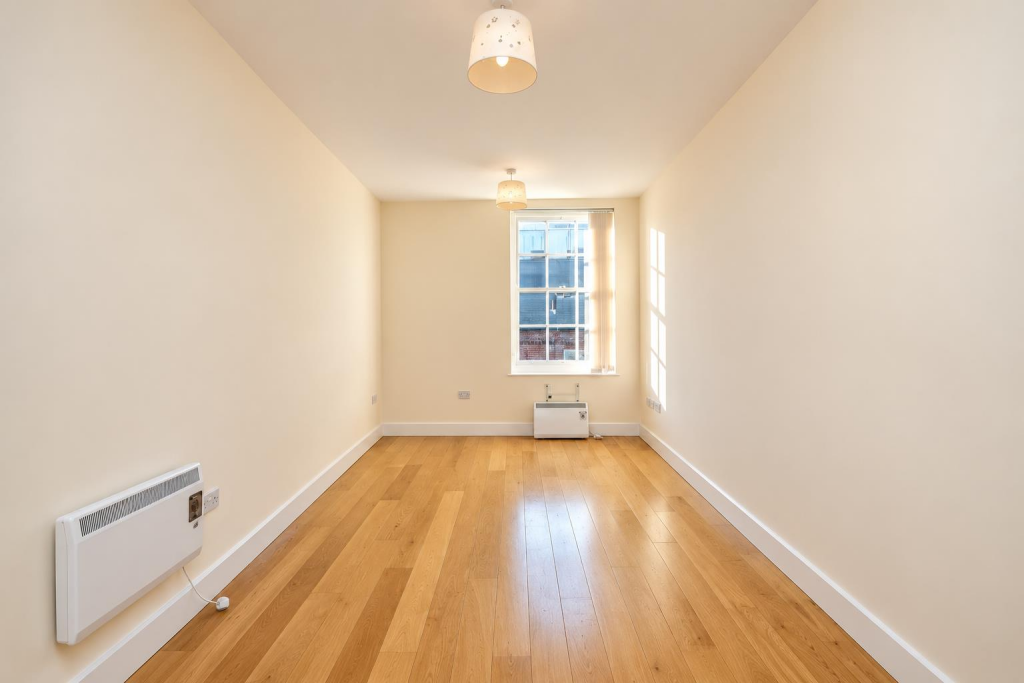 Apartment in Norwich - View 4