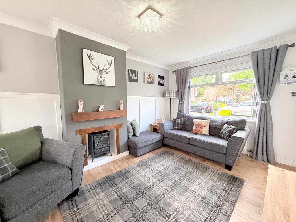 44 Larbert Road, Bonnybridge, Falkirk, FK4 1EE photo 4