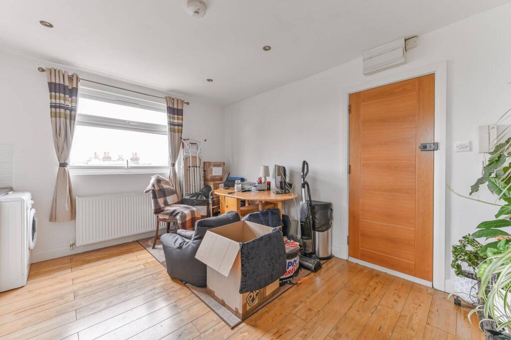 Main image of property: Sydenham Road, Croydon, CR0