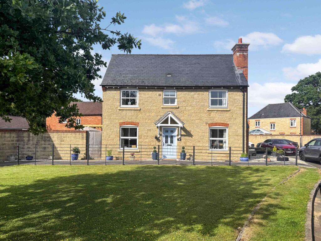 Alicia Close, Swindon, SN25, Swindon