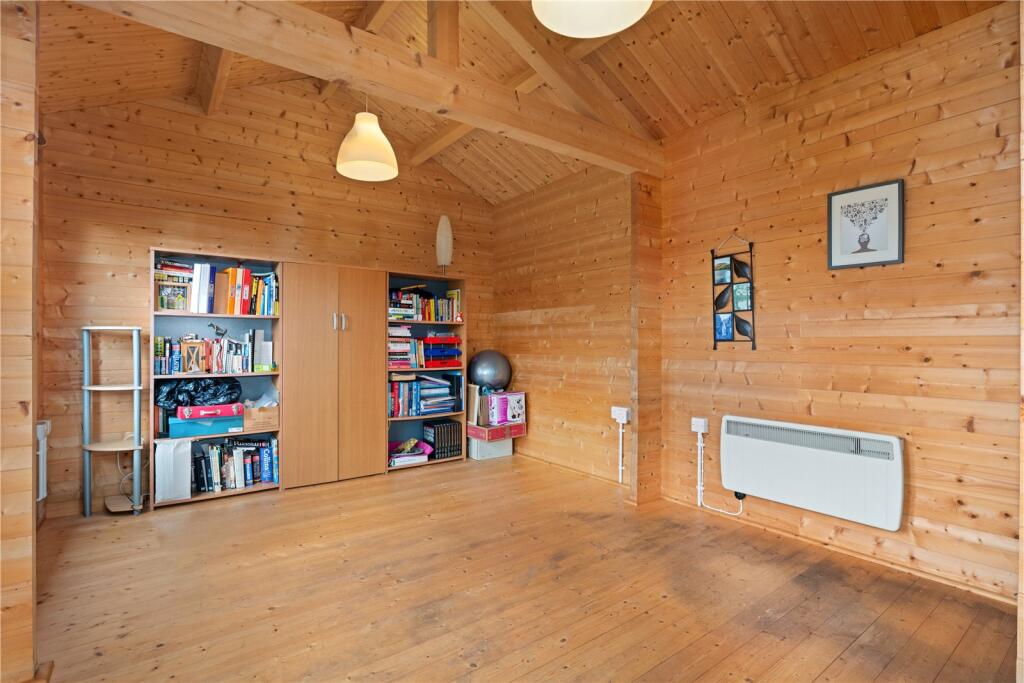 Additional image 12 of Trowbridge Road