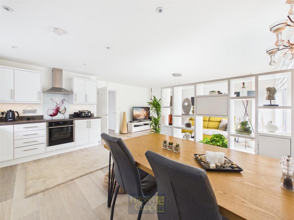Devonshire Road, Basildon, Essex, SS15 photo 5