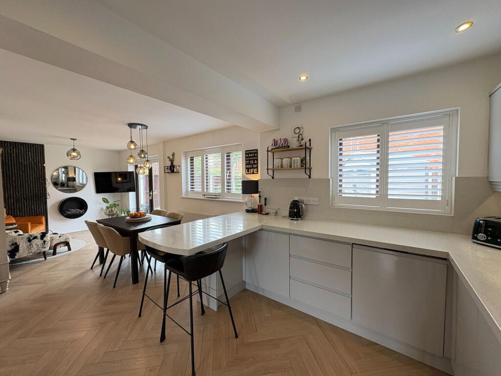 House in Sefton, Liverpool City Region - View 3