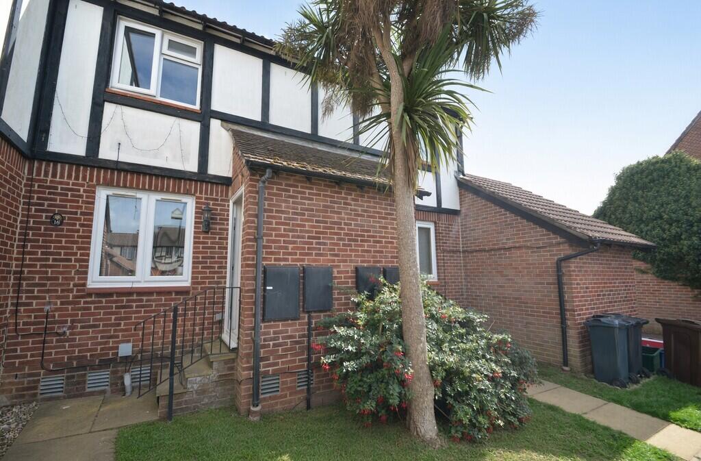 Main image of property: Kendal Close, Feltham