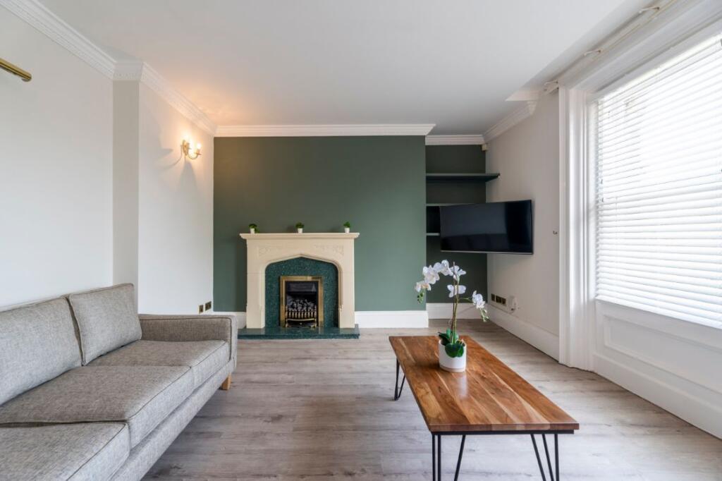 Main image of property: Eslington Terrace, Newcastle, NE2