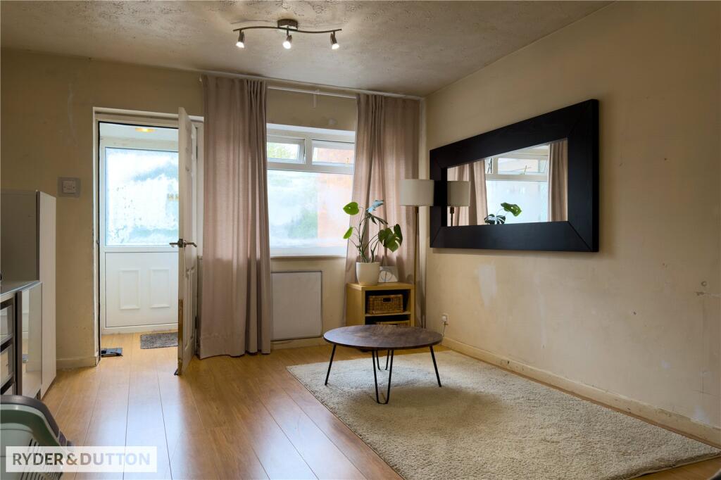 House in Manchester, Greater Manchester - More