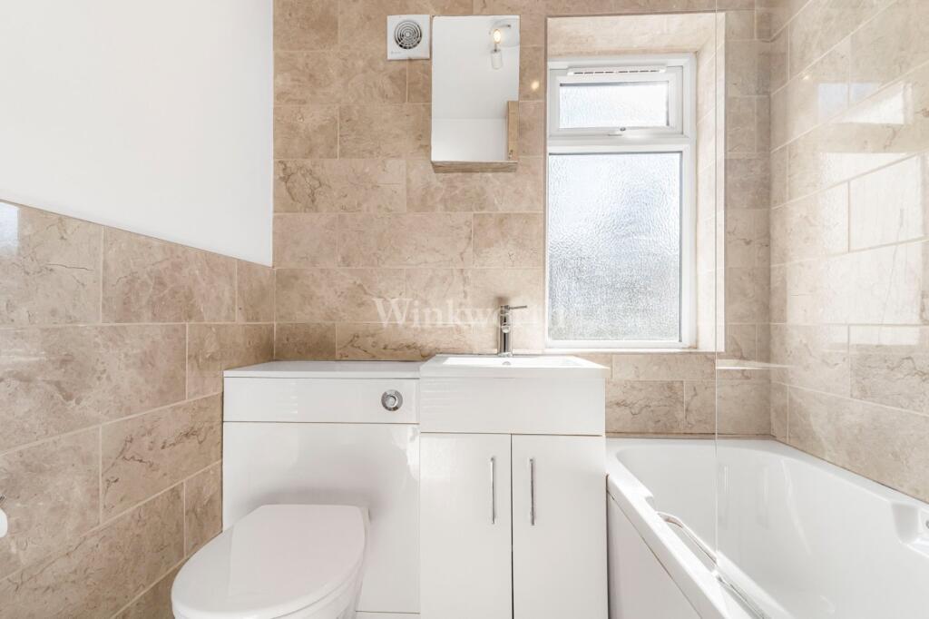 Apartment in London, New Beckenham - View 5