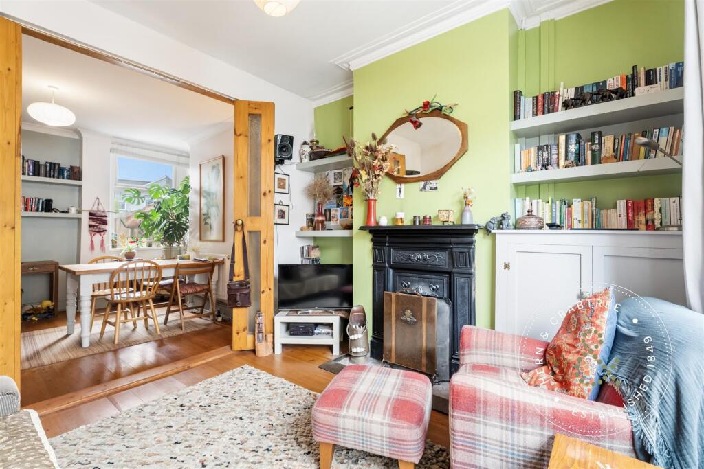 House in Cardiff, Caerau - View 4