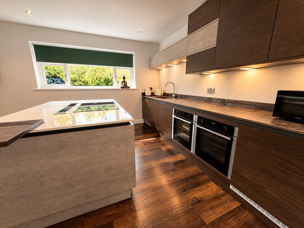 House in Stockton-on-Tees, Great and Little Broughton - More