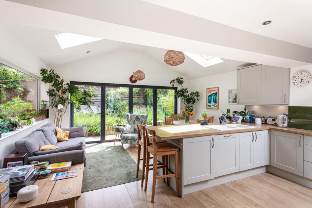 House in York - View 3