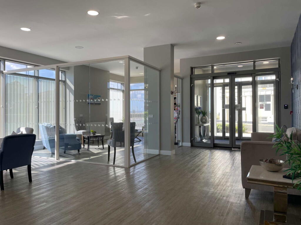Apartment in Portsmouth - View 3