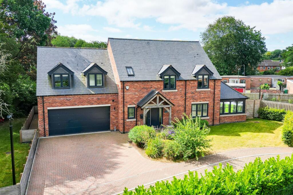 Main image of property: Rectory Mews, Clifton Village, NG11