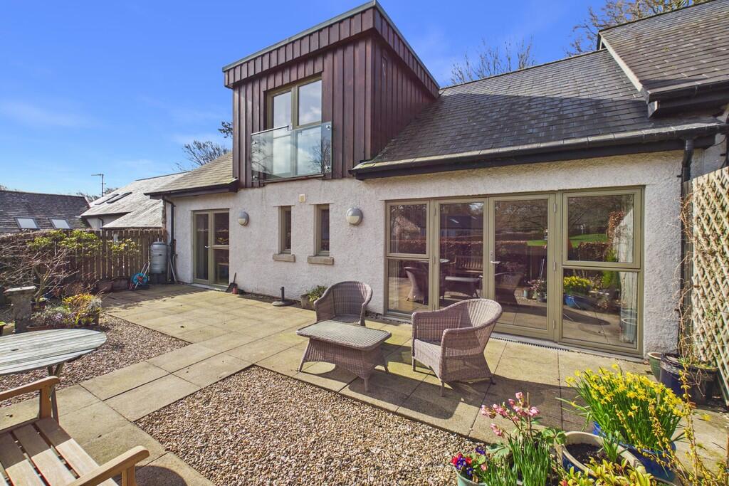 Main image of property: 14 Cove Orchard, Cove Road, Silverdale, Carnforth, Lancashire, LA5 0BF