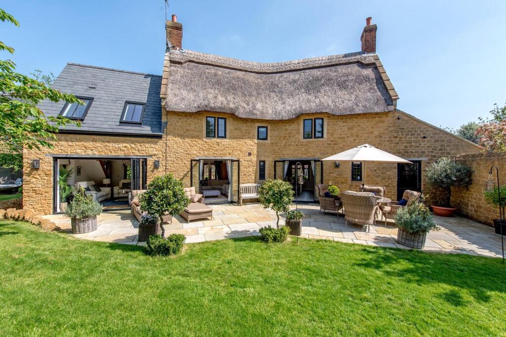 Main image of property: Standerwick Gardens, Goose Lane, Broadway, Ilminster, Somerset, TA19