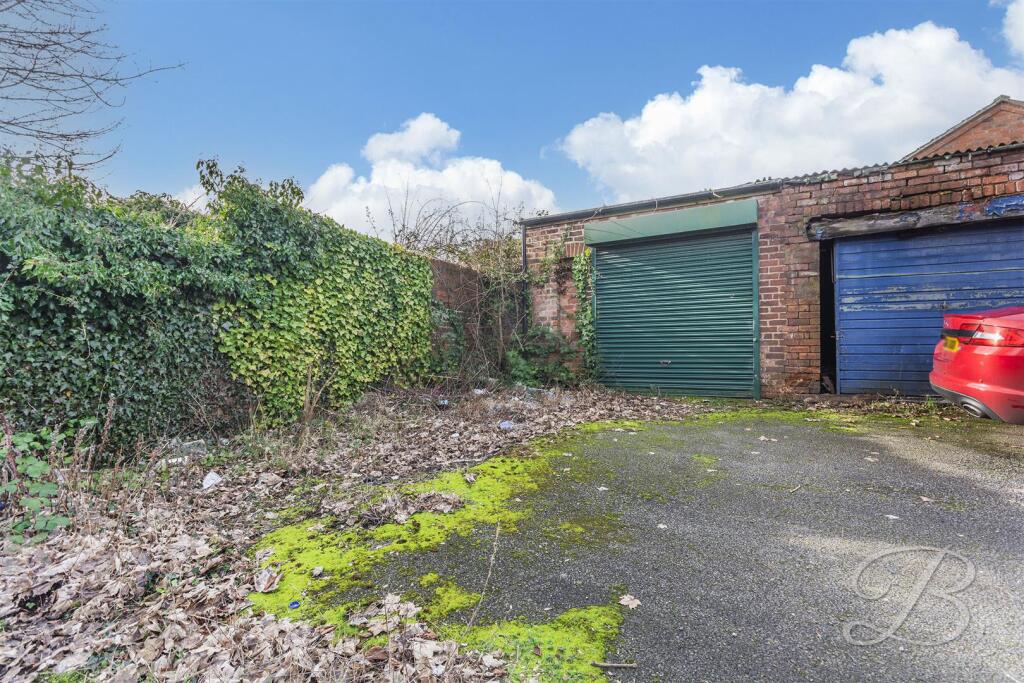 House in Mansfield, Shirebrook - View 2