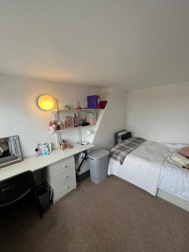 Storer Road, Loughborough, Leicestershire, LE11 photo 2