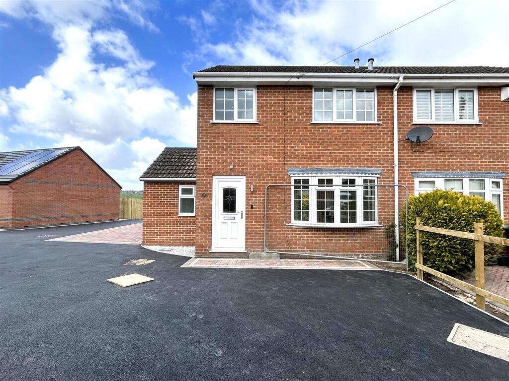 3-bed semi-detached on St. Johns Drive, Kilburn, Belper, £259,950