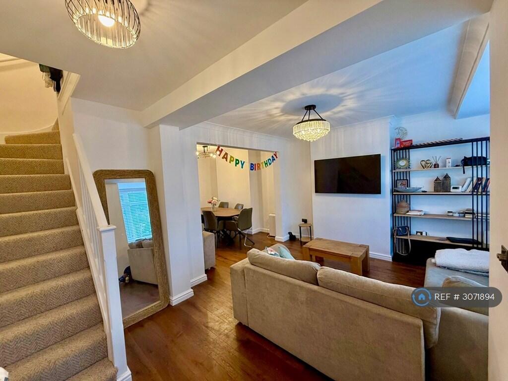 House in London, Becontree Heath - View 2
