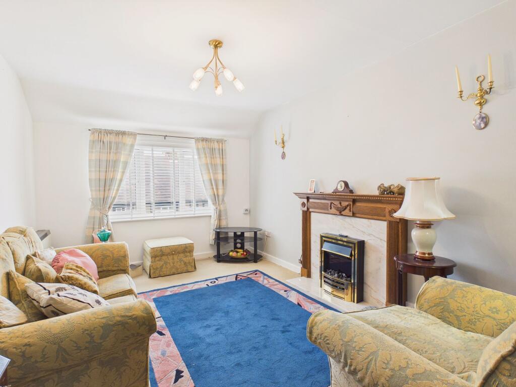 Rosefinch Lodge, Low Fell, NE9 - View 3