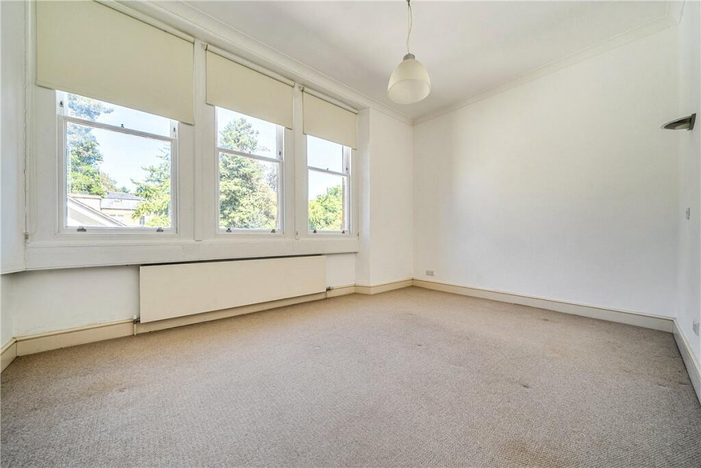 Apartment in Bath - More